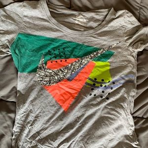 nike t-shirt